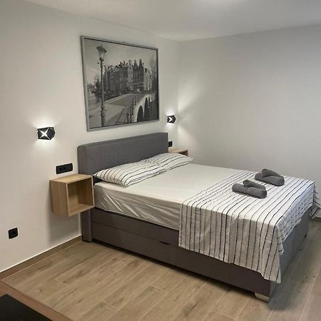 Apartments Anka PUY Eksteriør bilde