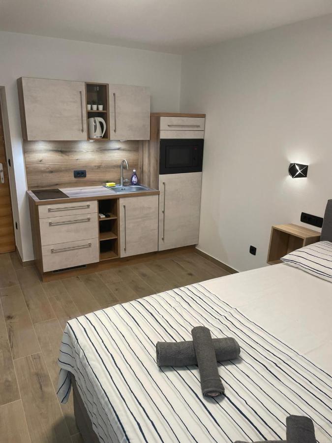 Apartments Anka PUY Eksteriør bilde