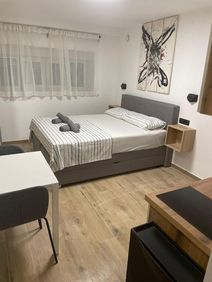 Apartments Anka PUY Eksteriør bilde