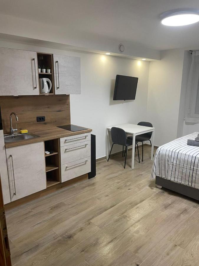 Apartments Anka PUY Eksteriør bilde